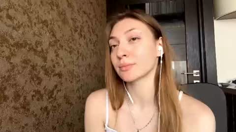 Eva online show from 06/18/26, 09:14