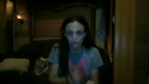 Snapshot of largen3 chatting on 07/06/26, 05:59 VinnyMacNDelilah online show from 07/06/26, 05:59