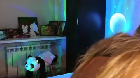 LarineGMT7  UTC6  online show from 04/01/26, 01:41