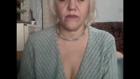 larisaq4ugo24 online show from 01/13/26, 09:03