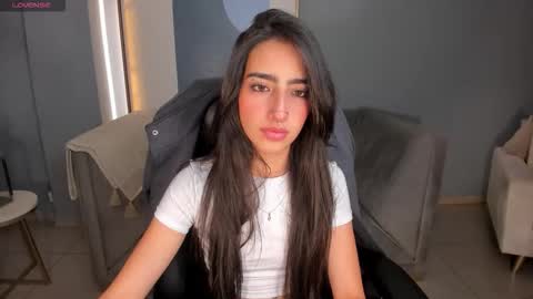 Larisa Smirnov online show from 09/21/25, 11:50