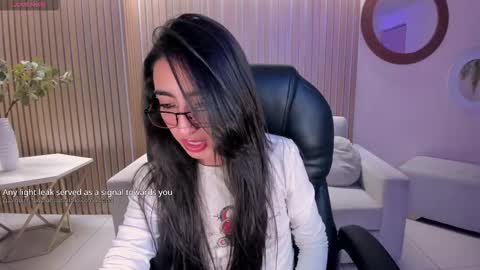 Larisa Smirnov online show from 09/27/25, 05:34