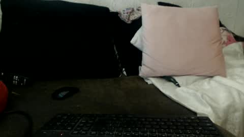 Snapshot of lariss__ chatting on 06/12/26, 06:45 Lariss online show from 06/12/26, 06:45
