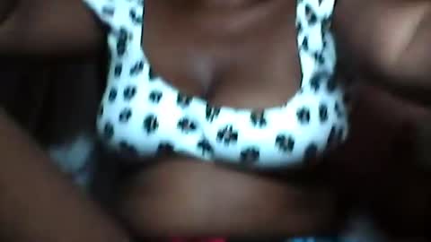 Larissa online show from 03/01/26, 09:55