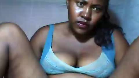 Larissa online show from 03/19/26, 03:16