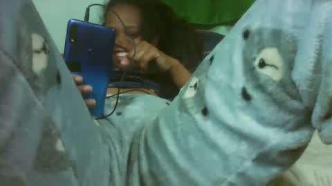 larissa645771 online show from 12/16/25, 06:13