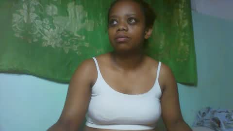 larissa645771 online show from 01/08/26, 06:21