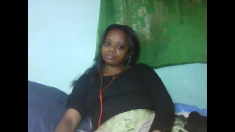 Snapshot of larissa645771 chatting on 03/14/26, 07:30 larissa645771 online show from 03/14/26, 07:30