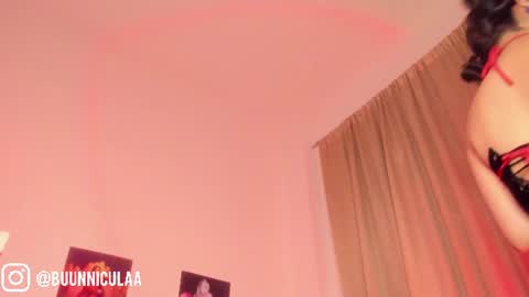 Lari online show from 07/02/26, 11:00