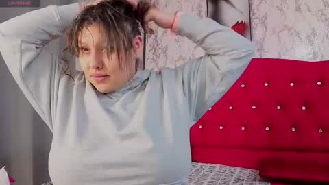 larissa_antonella online show from 11/28/25, 03:53