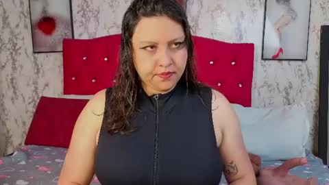 Snapshot of larissa_antonella chatting on 07/05/26, 03:56 larissa_antonella online show from 07/05/26, 03:56