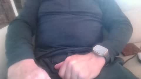 larryj007 online show from 05/18/26, 02:23