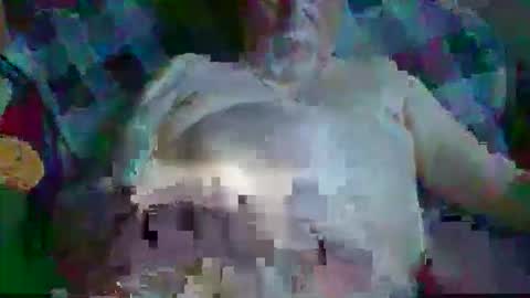 larryw01 online show from 05/27/26, 01:52