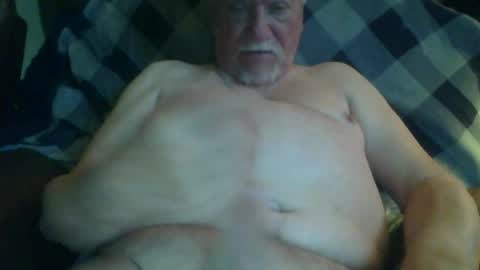 larryw01 online show from 06/12/26, 02:05