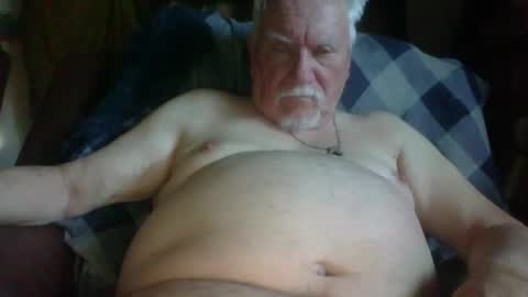 larryw01 online show from 06/15/26, 08:00