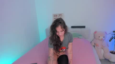 Lary  online show from 06/09/26, 02:12