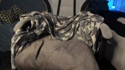 acie online show from 12/15/25, 06:39