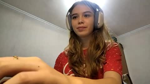 Linet online show from 04/01/26, 01:41