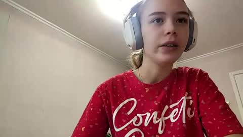 Linet online show from 04/06/26, 09:10