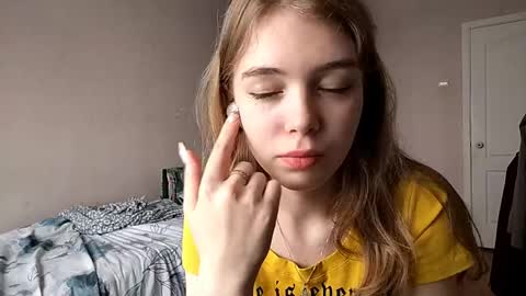 Linet online show from 06/01/26, 06:04