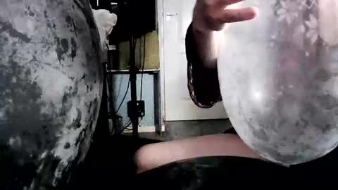 latexchris77 online show from 02/10/26, 01:37