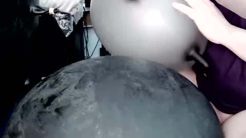 latexchris77 online show from 04/02/26, 08:01