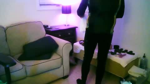 Snapshot of latexminheadroom chatting on 12/29/24, 05:31 latexminheadroom online show from 12/29/24, 05:31