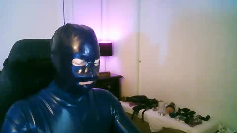 Snapshot of latexminheadroom chatting on 10/02/25, 02:07 latexminheadroom online show from 10/02/25, 02:07