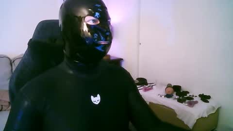 latexminheadroom online show from 03/13/26, 06:53