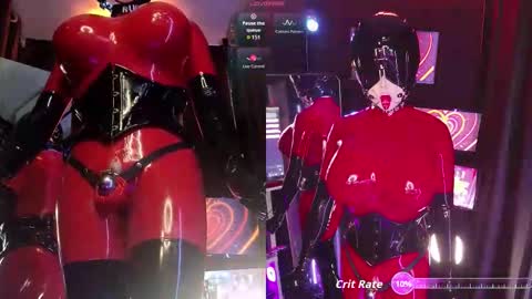 Snapshot of latexrubydoll chatting on 09/18/25, 01:18 Latex Ruby online show from 09/18/25, 01:18