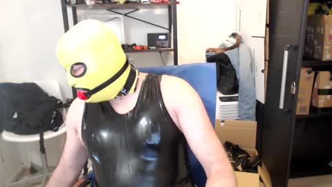 Snapshot of latexslaafboy2 chatting on 02/25/25, 07:09 latexslaafboy online show from 02/25/25, 07:09