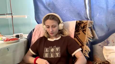 Amelia online show from 02/09/26, 09:24