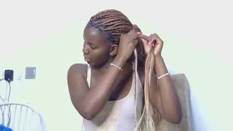 latiffaah_xx online show from 02/22/26, 12:47