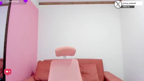 Snapshot of latikamarala_ chatting on 02/22/25, 05:23 Lorena online show from 02/22/25, 05:23