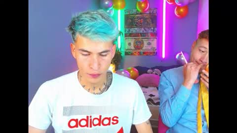 Snapshot of latin_boysxxx_ chatting on 10/19/25, 10:21 latin_boysxxx_ online show from 10/19/25, 10:21