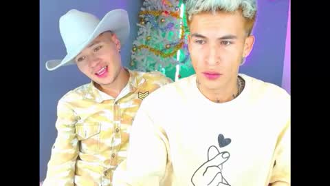 Snapshot of latin_boysxxx_ chatting on 11/05/25, 07:08 latin_boysxxx_ online show from 11/05/25, 07:08