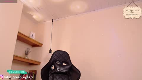 latin_green_eyes_ online show from 02/24/25, 05:31