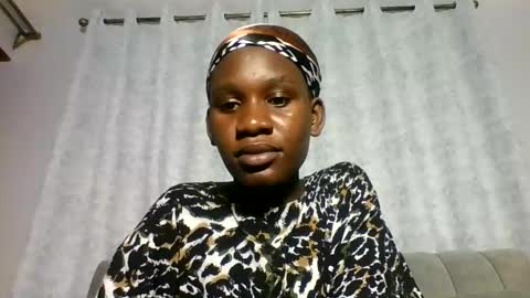 Latina online show from 04/10/26, 04:55