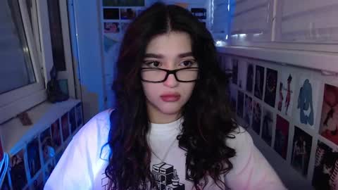 miiiiiiaaaa online show from 02/03/25, 06:24