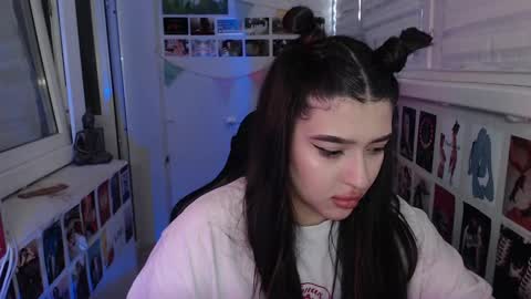 miiiiiiaaaa online show from 02/09/25, 06:11