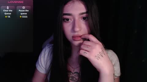 miiiiiiaaaa online show from 03/26/26, 05:51