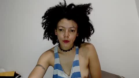 Latinacoka online show from 02/05/25, 12:10
