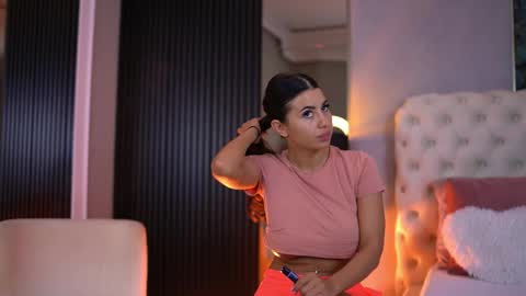 Latina online show from 05/24/26, 06:24