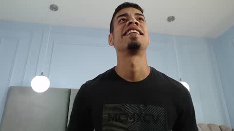 latinbigcrazy online show from 06/11/26, 01:05