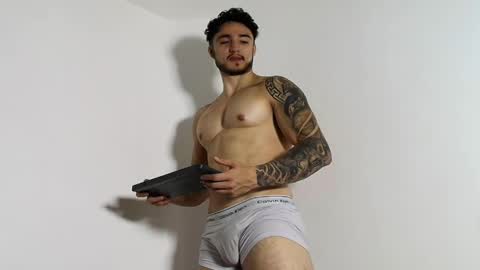 Snapshot of latinboyvip_ chatting on 06/04/26, 03:07 LatinBoyVIP Colombian online show from 06/04/26, 03:07