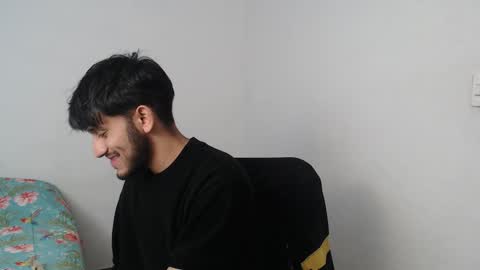 Snapshot of latinbunny7779 chatting on 12/16/24, 11:28 camilo online show from 12/16/24, 11:28