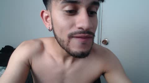 Snapshot of latinbunny7779 chatting on 01/09/25, 06:36 camilo online show from 01/09/25, 06:36