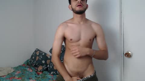 Snapshot of latinbunny7779 chatting on 01/15/25, 02:38 camilo online show from 01/15/25, 02:38