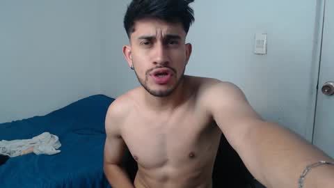 Snapshot of latinbunny7779 chatting on 01/25/25, 09:36 camilo online show from 01/25/25, 09:36