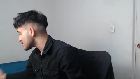 Snapshot of latinbunny7779 chatting on 02/11/25, 06:08 camilo online show from 02/11/25, 06:08